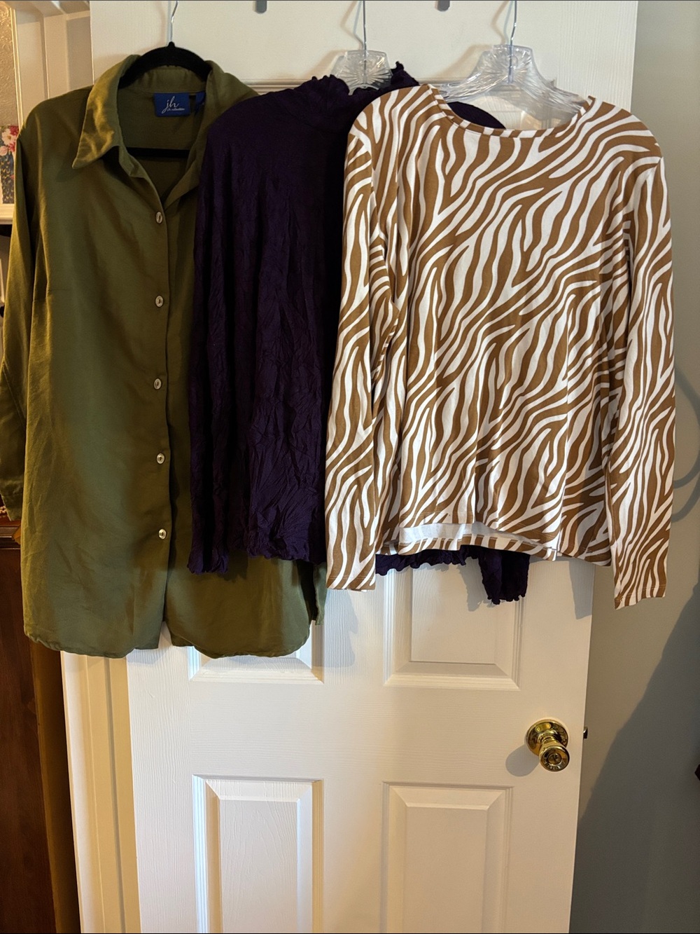 JH Collectibles Beige and White Zebra Print Purple & Green Tops Size XL